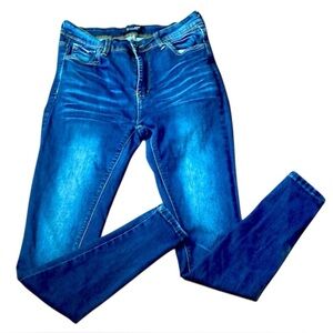 Wax Jean Women’s Dark Wash Skinny Jeans Size 9 Mid Rise Stretch Denim